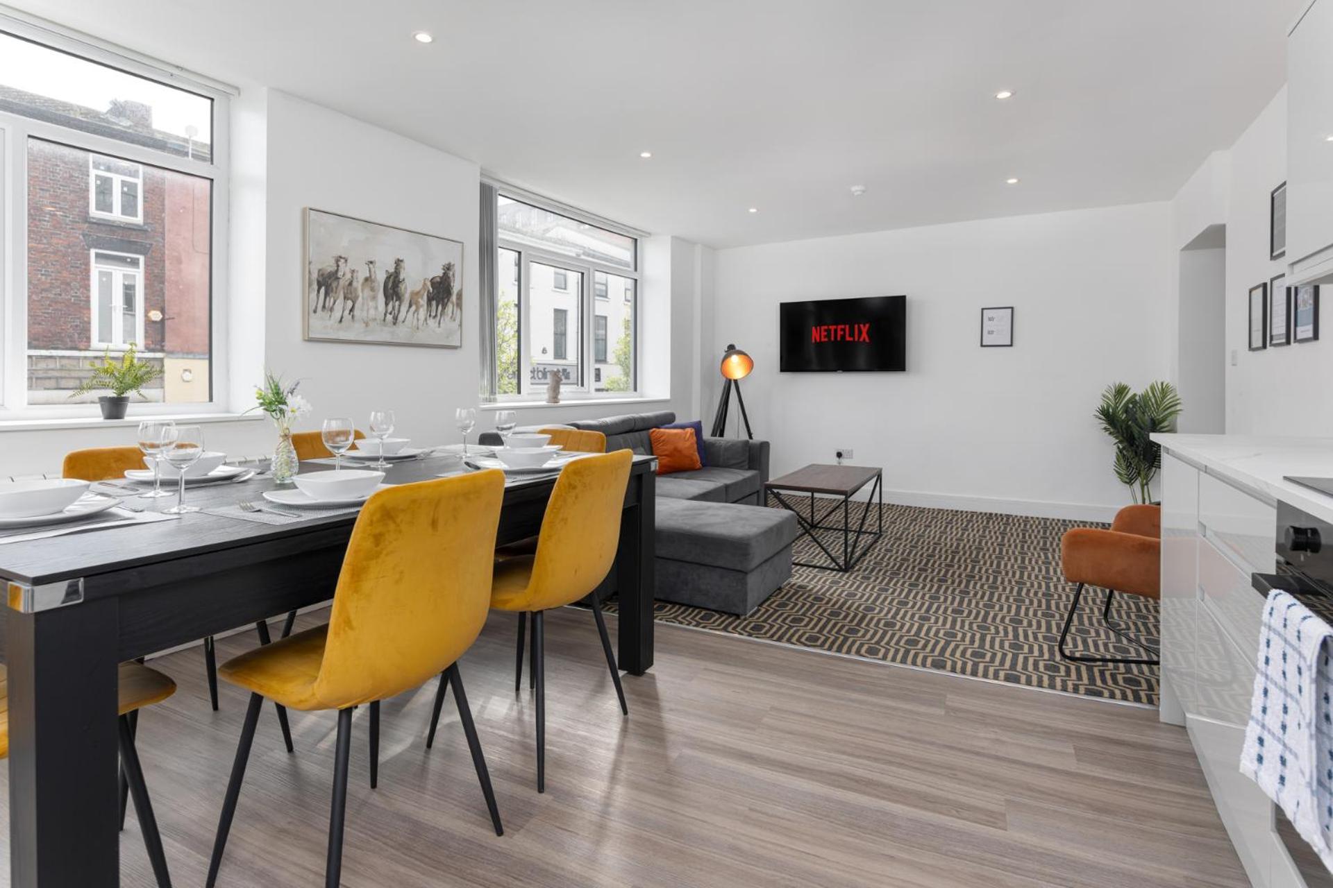 Flatzy - 16 Guests 4 En-Suite Central Apartment A ลิเวอร์พูล ภายนอก รูปภาพ